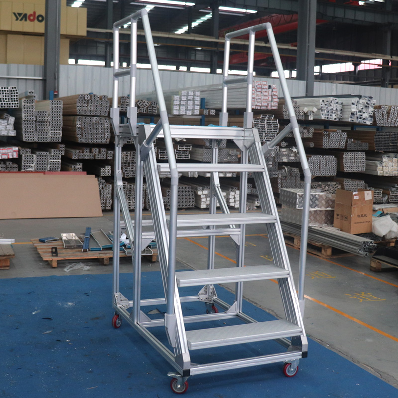 Profilé en alliage d'aluminium sur mesure Maintenance et réparation d'avions Escaliers d'escaliers industriels Plate-forme de travail Système de marchepied